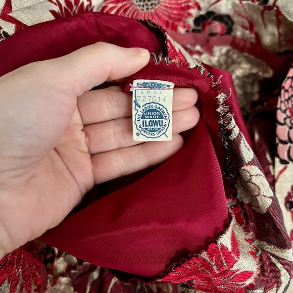 Vintage 1960s Silk Brocade Metallic Macy’s Jacquard Union Made Dress - Picture 7 of 7